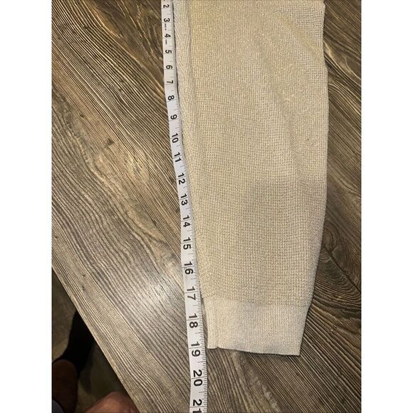 Liz Claiborne Gold Metallic Crema Sweater. Size XXL. Shimmering Gold. NWT. 11 - Picture 9 of 11